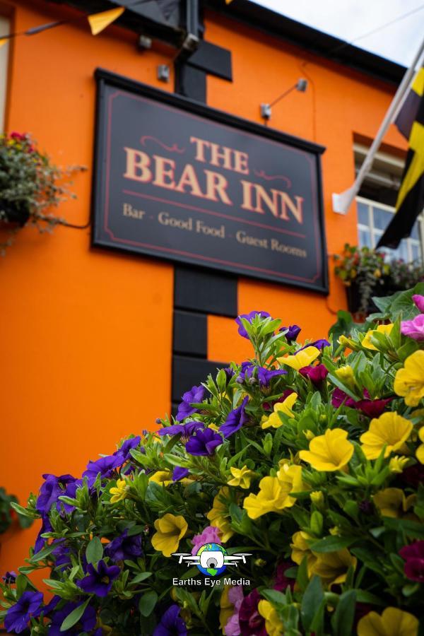 The Bear Inn Llandovery Ngoại thất bức ảnh